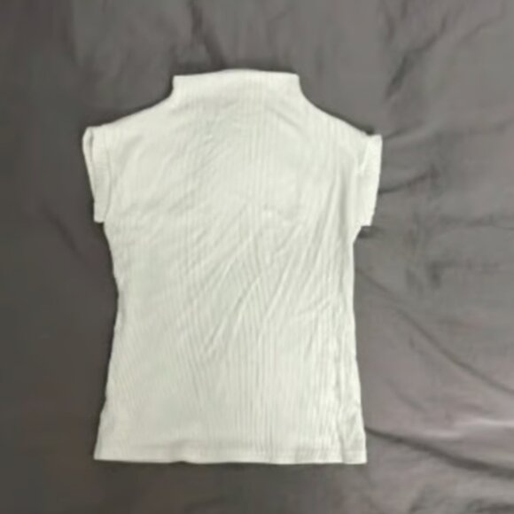 Rib Mock Neck White T-shirt - Picture 1 of 1